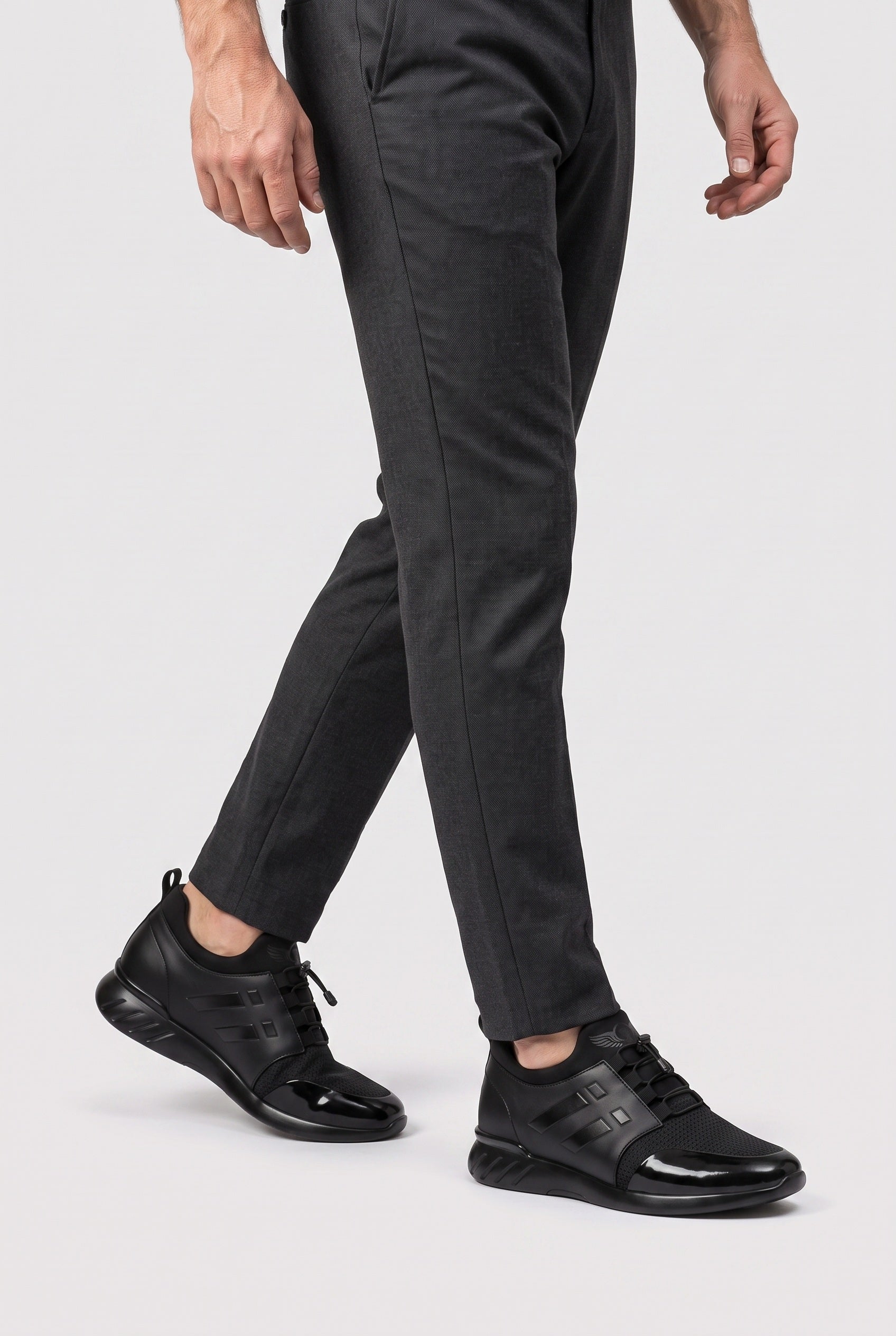 Men's Sneakers | Bungee Lace with Patent-Look Toe Cap - 3