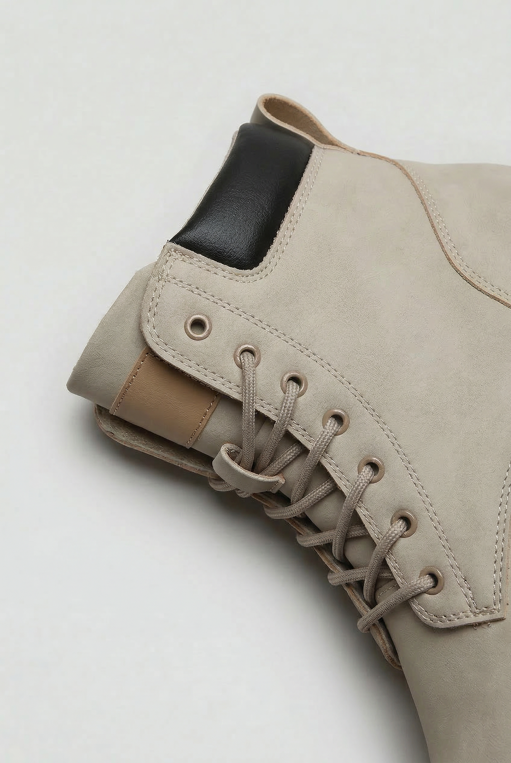 Men's Boots | Lace-Up with Chunky Lug Sole - 3