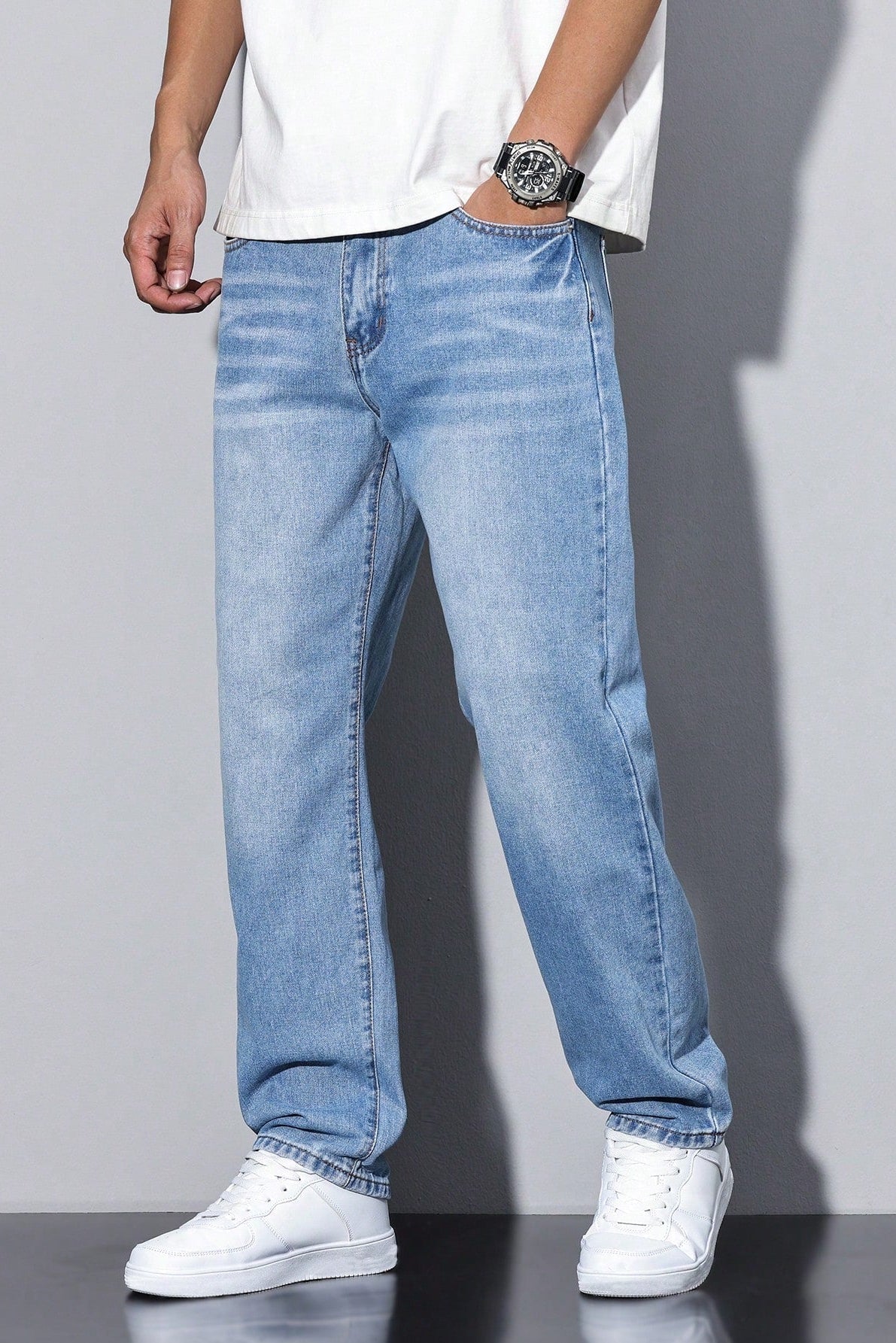 Men's Jeans | Loose Fit Washed Straight Leg - 8