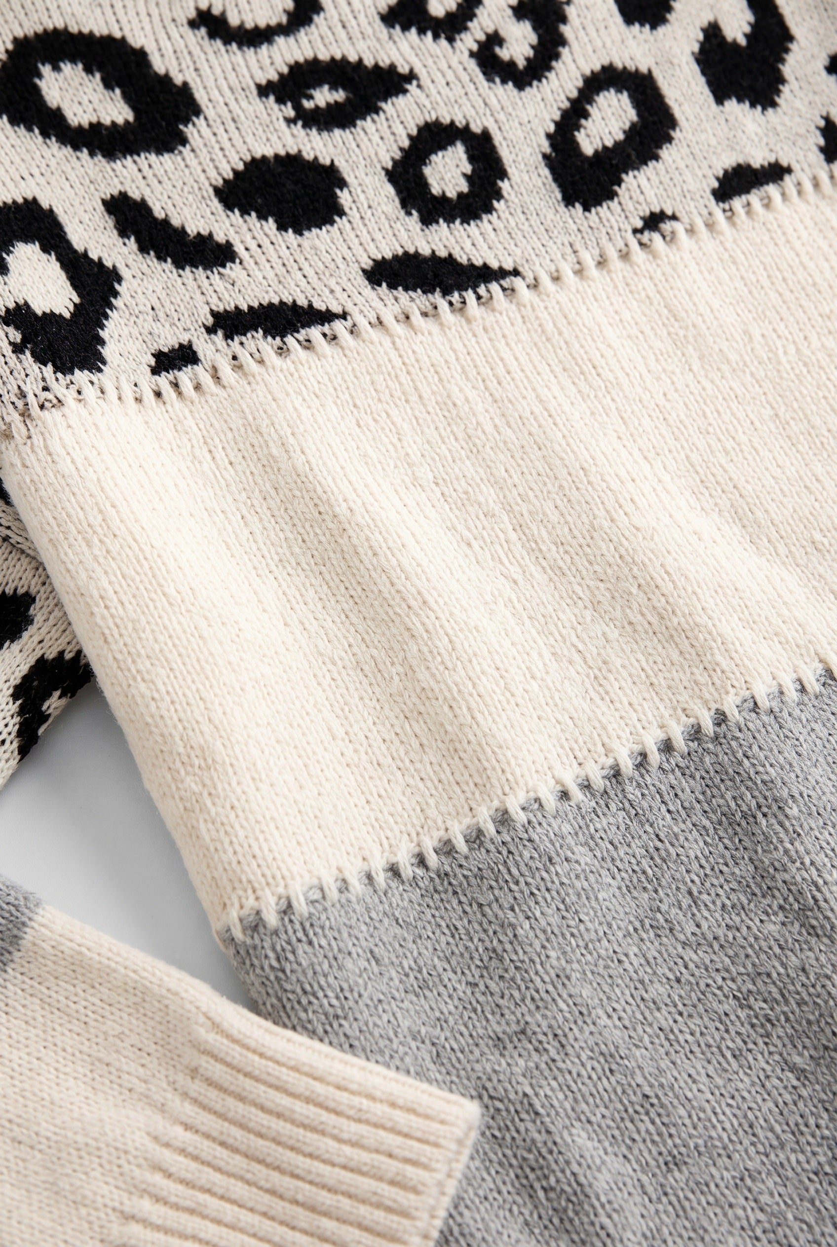 Women's Knit Sweater | Leopard Yoke Color Block - 2