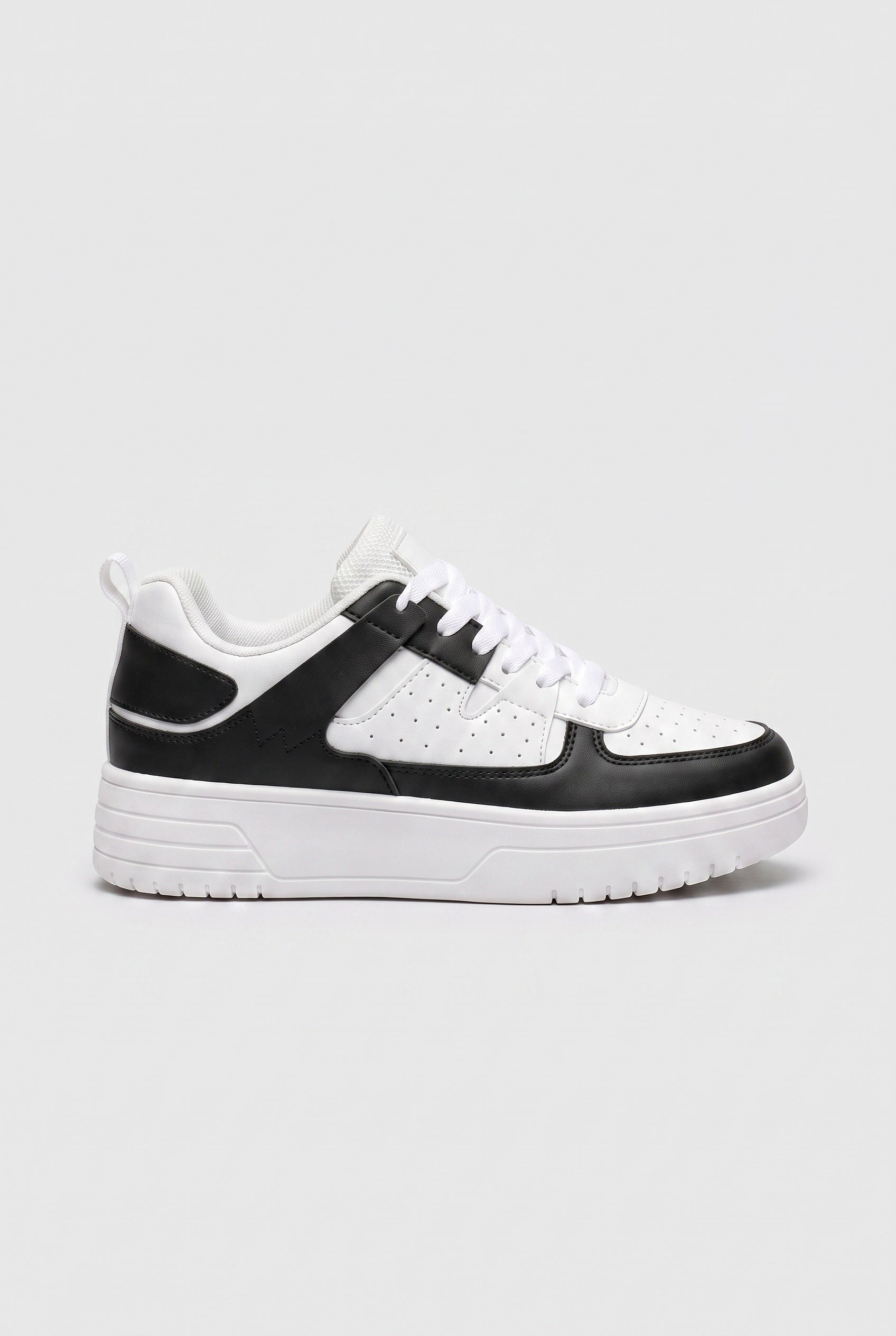 Women's Sneakers | Chunky Sole with Color Block Panels - 6