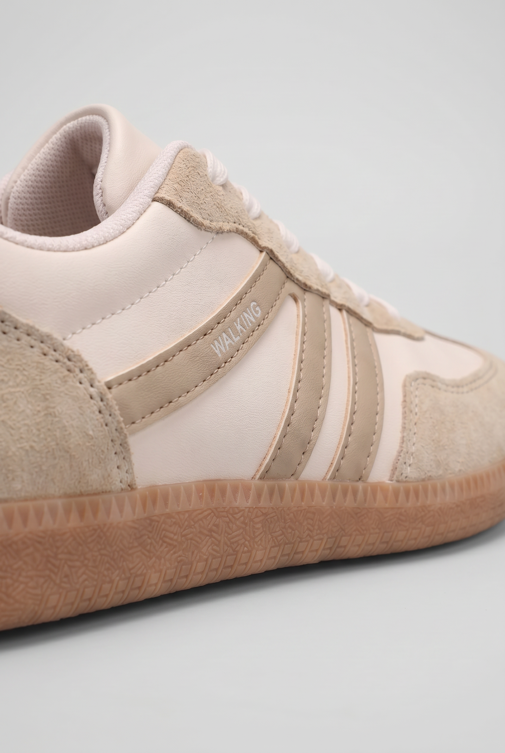 Women's Sneakers | Gum Sole with Side Stripes - 3